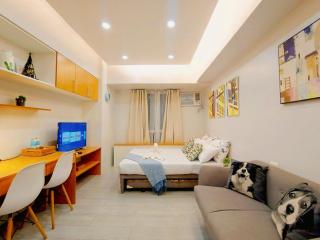1702T1 Avida Riala IT Park Cozy Studio Unit 350Mpbs Speed - 0