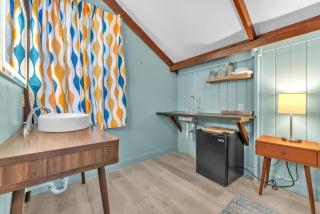 Vitner Cottage: Hot tub-Pet friendly-10-Mins to Downtown! - 8