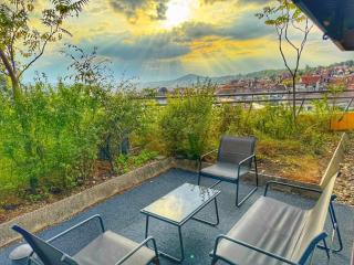 Penthouse Apartment Zentral mit Goldstadtblick - 9