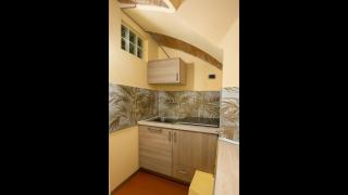 Florence Cave House - 2