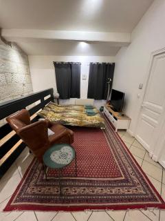 Entire house city center reserved parking - 5