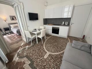 Como Living Apartment - 1