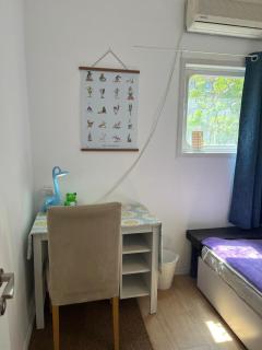 Charming 3BR with Piano, lovely Ness Ziona - 7
