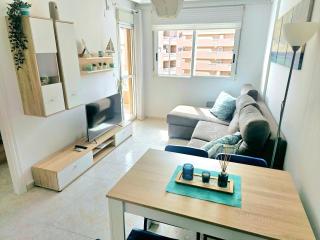 Apartamento con terraza, piscina y playa a 400m - 9