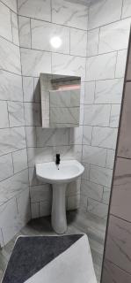 Strictly Halaal Brand New Self Catering Apartment - 2