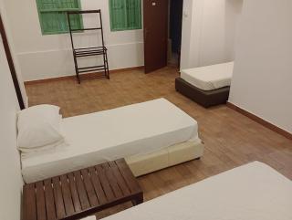 Waves Hostel - 0