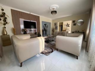 Lelesha Lodge & Apartments - 2