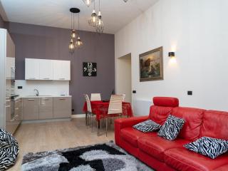 Apartment in Palazzo Nana', Piazza Nicola Amore, Napoli - Holidays a Napule - 2