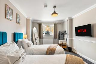 Large Stunning House in New Haven - East Sussex - Sleeps 10 People - Business - Contractors - Families - Discounts - 7