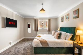 Large Stunning House in New Haven - East Sussex - Sleeps 10 People - Business - Contractors - Families - Discounts - 4