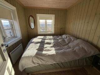 Great cabin with gorgeous mountain views - 3