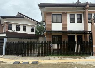 2 Storey Fully Furnished House with Free Car Park Garage - 0