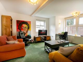 Charming Coach House Private Garden & Workspace Pass The Keys - Nottingham - 0