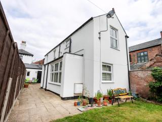 Charming Coach House Private Garden & Workspace Pass The Keys - 1