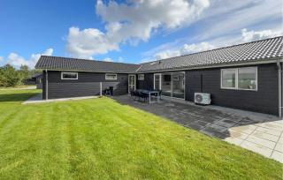 Stunning Home In Tarm With Lake View - Tarm - 5
