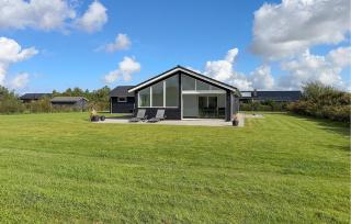 Stunning Home In Tarm With Lake View - Tarm - 4