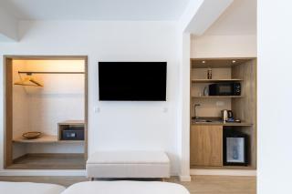 Hotel Adonis Pelinor - 1