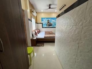 Lotus Paying Guest house - 8