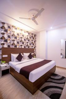 HOTEL SR LUXURY Palace Hotel 5 min from Delhi IGI Airport - 9