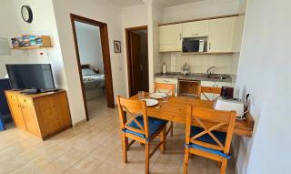 Atalaya Complex central Puerto del Carmen, large open terrace with loungers - 1