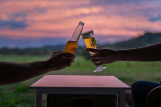 Honeybreeze - Scenic riverfront country farm - 8