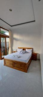 Private villa, simple and comfortable, with pool - 5