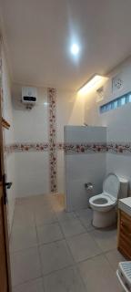 Private villa, simple and comfortable, with pool - 1