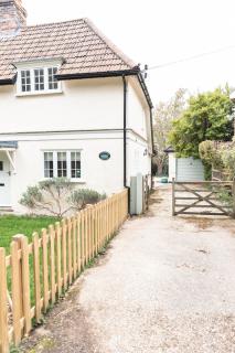 Lavender Cottage - 8