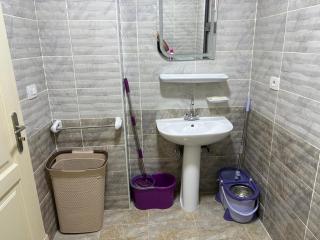 Spacious 3BR Apartment in Cairo - 9