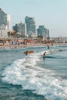 Luxury City Retreat 5 min from the Beach - 8