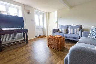 Yew Tree Cottage - 2