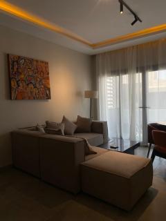 Luxurious Studio in privado madinaty - 4
