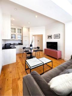 Flat B - Montagu St Residence - 7