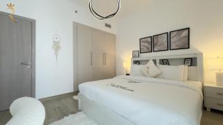 Aurora 1BR at Waters Edge Yas Island Retreat - 9