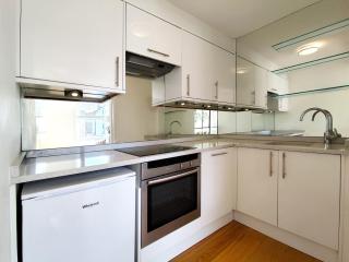 Flat D - Montagu St Residence - 1