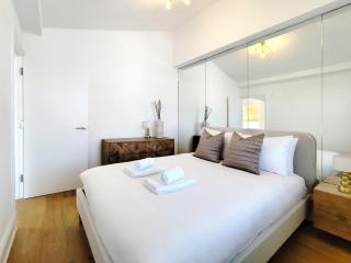 Flat E - Montagu Residence - 5