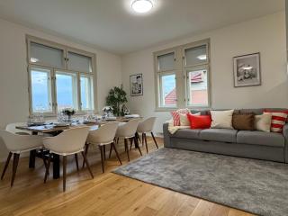 130 m2 Apartment with Amazing View & Balcony - 3