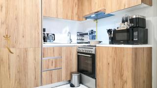 Modern 1BR at Maryah Vista pool, Gym & Parking - 8