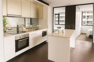 Central Stay Melbourne with Gym Pool And Parking - 7