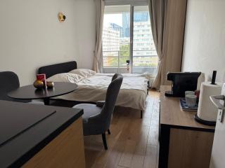Appartement cosy à Paris en métro -balcon & wifi - 3