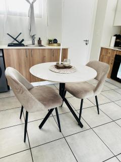 Morden Apartment near OR Tambo Airport - Boksburg - 2
