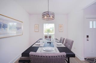 Perdido Retreat - Modern Luxury 4BR Home - Walk to Beach! - 5