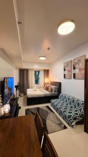 Suite Escapes at Brenthill Baguio - 2