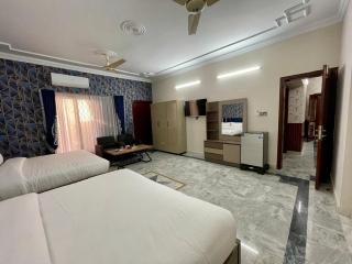 Landmark Guest House - 8