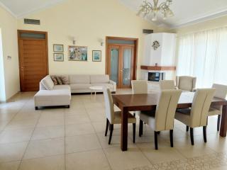 Apartment Larin - 6