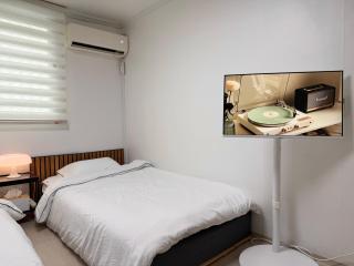 그린색2호선라인# 신대방역#서울대학교 # 보라매병원#홍대20분#명동40분 - 9