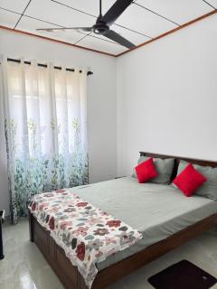 Cozy Haven Guesthouse - Negombo - 9