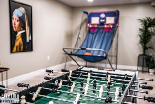 5BD Jungle Oasis - HotTub - BBQ - King Bed - Games - Garage - Edmonton - 6