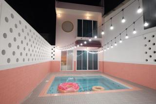 Babe Pool Villa Ranong - 2