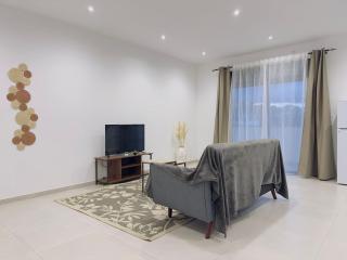 Mithy Residence Ambohimitsinjo -Appartements meublés T1 et T4 ANTANANARIVO - Proche centre ville et Aeroport Ivato - 1